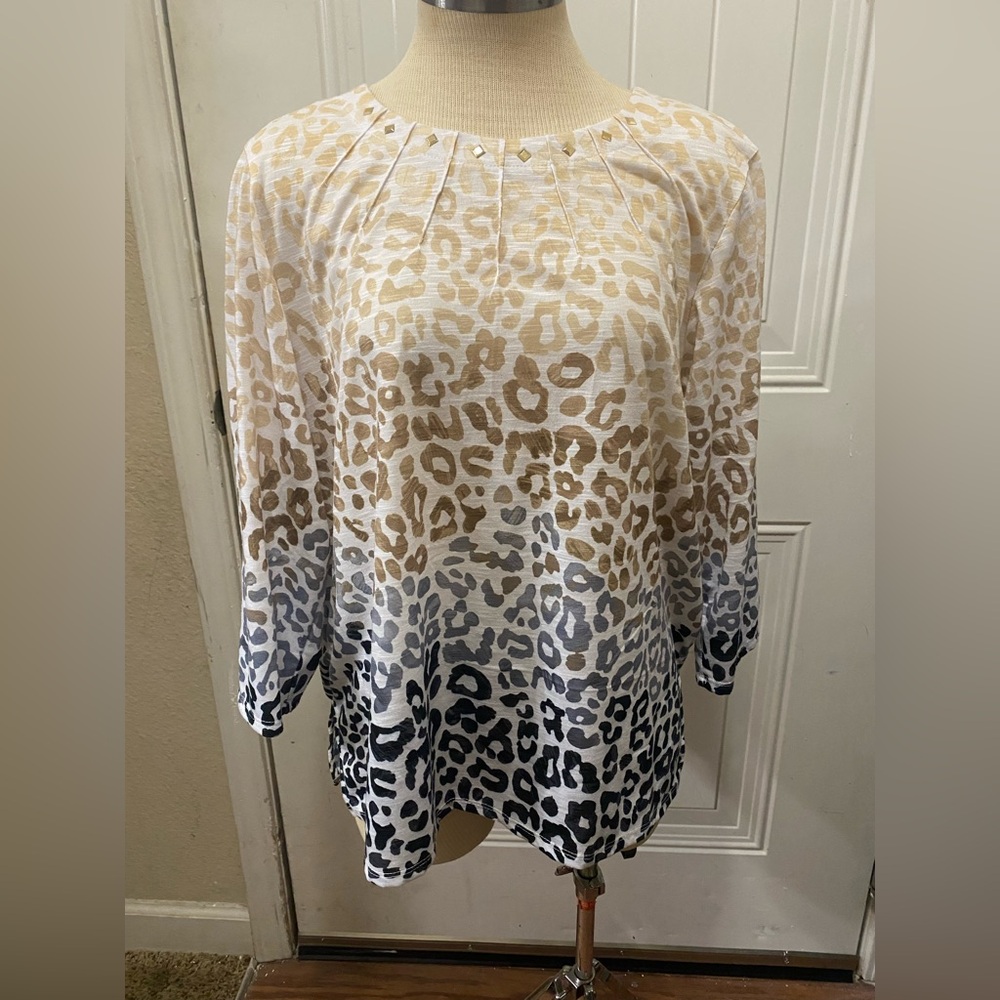 Alfred Dunner Cheetah Print in Cream, Tan, Black Medium